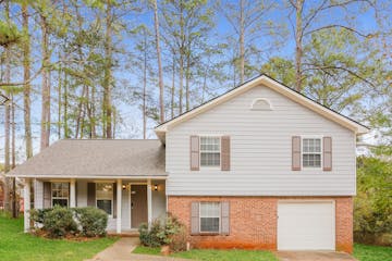 2453 Crestdale Cir SE Atlanta, GA 30316